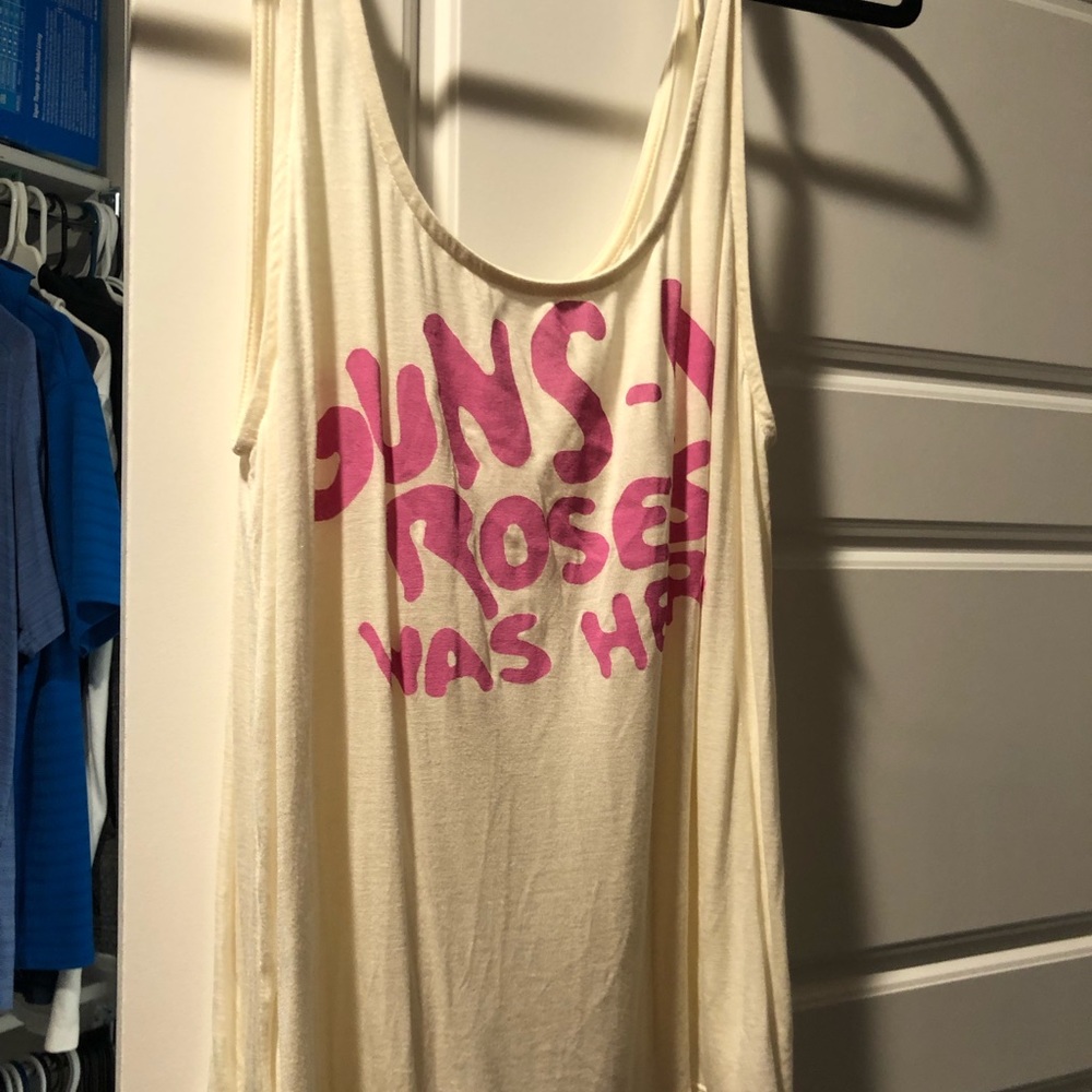 Graphic Tank
